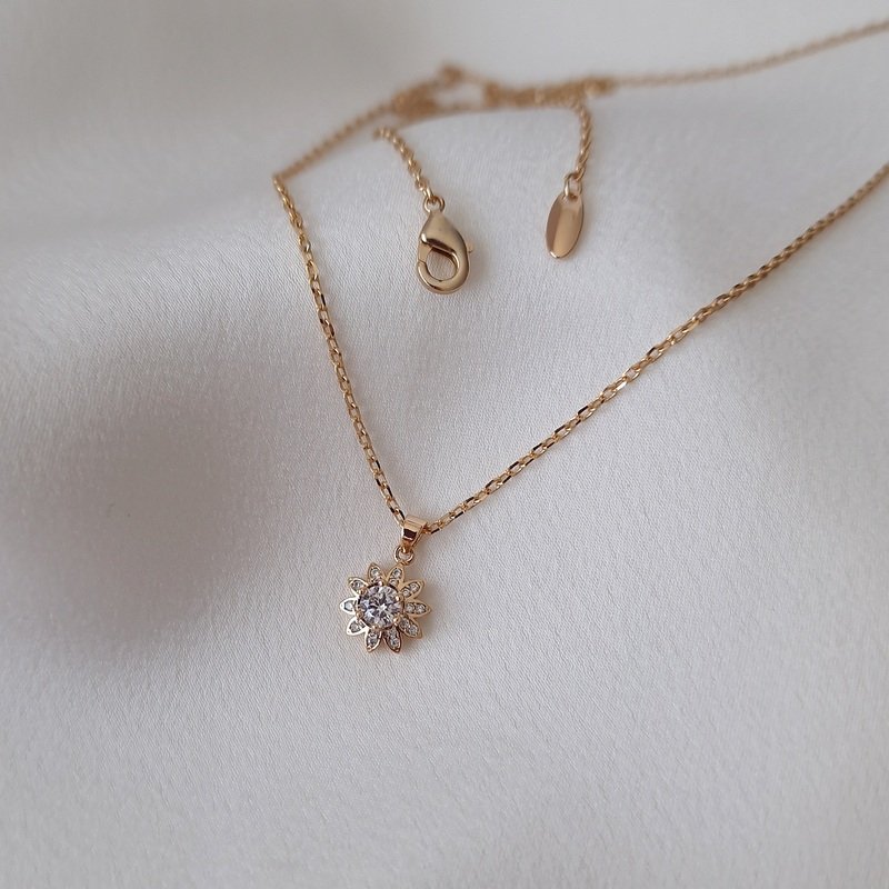 Kaklo papuošalas 46-51cm.