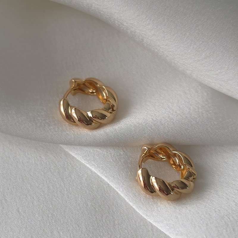 Auskarai 1,8cm.