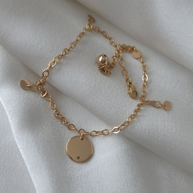 Grandinėlė ant kojos 26cm.