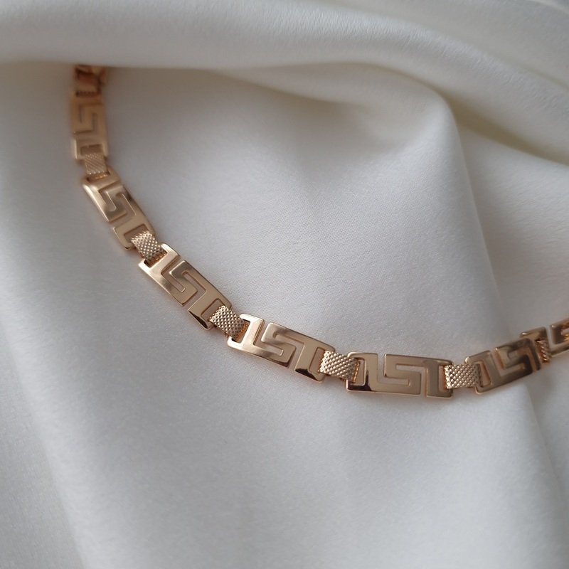 Apyrankė 17/18,5cm.