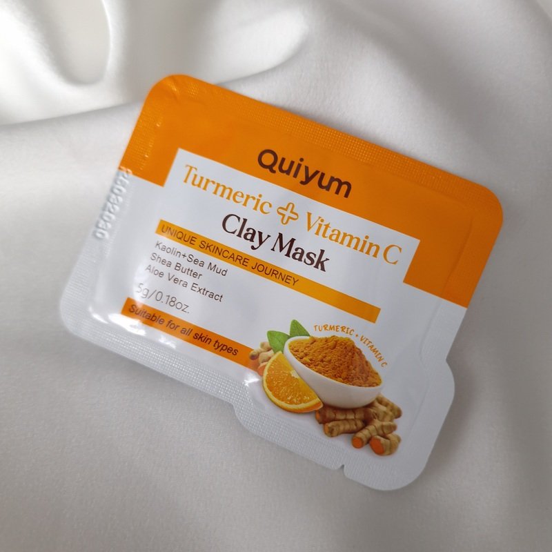 Quiyum Turmeric + Vitamin C Molio kaukė