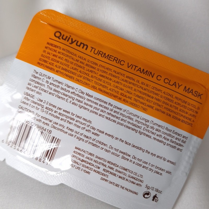 Quiyum Turmeric + Vitamin C Molio kaukė 1