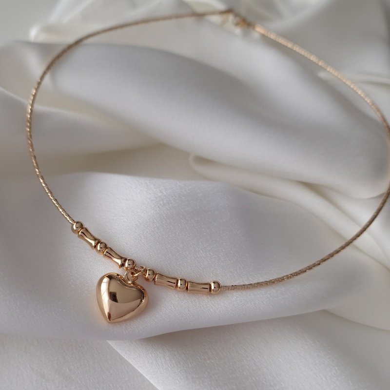 Kaklo papuošalas 42-47cm.