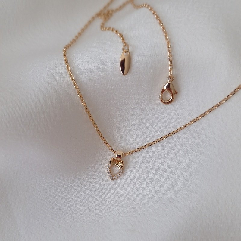 Kaklo papuošalas 46-51cm.