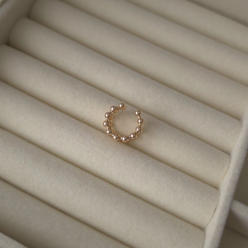 Auskaras "Manžetė"